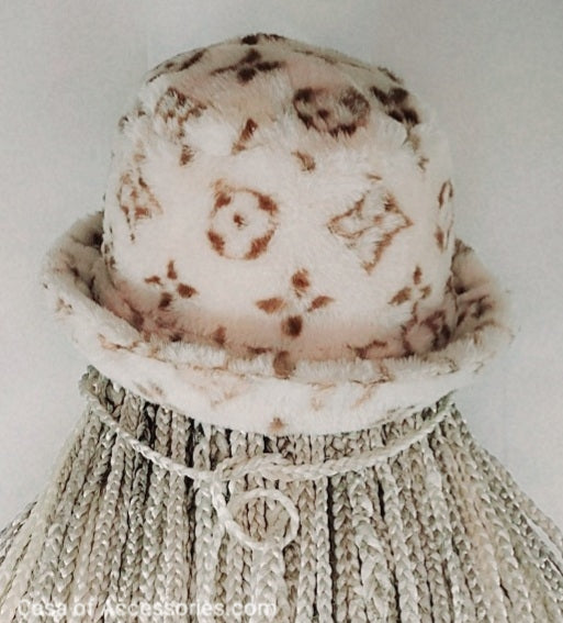 Pale Beige bucket hat with diamon pattern detail