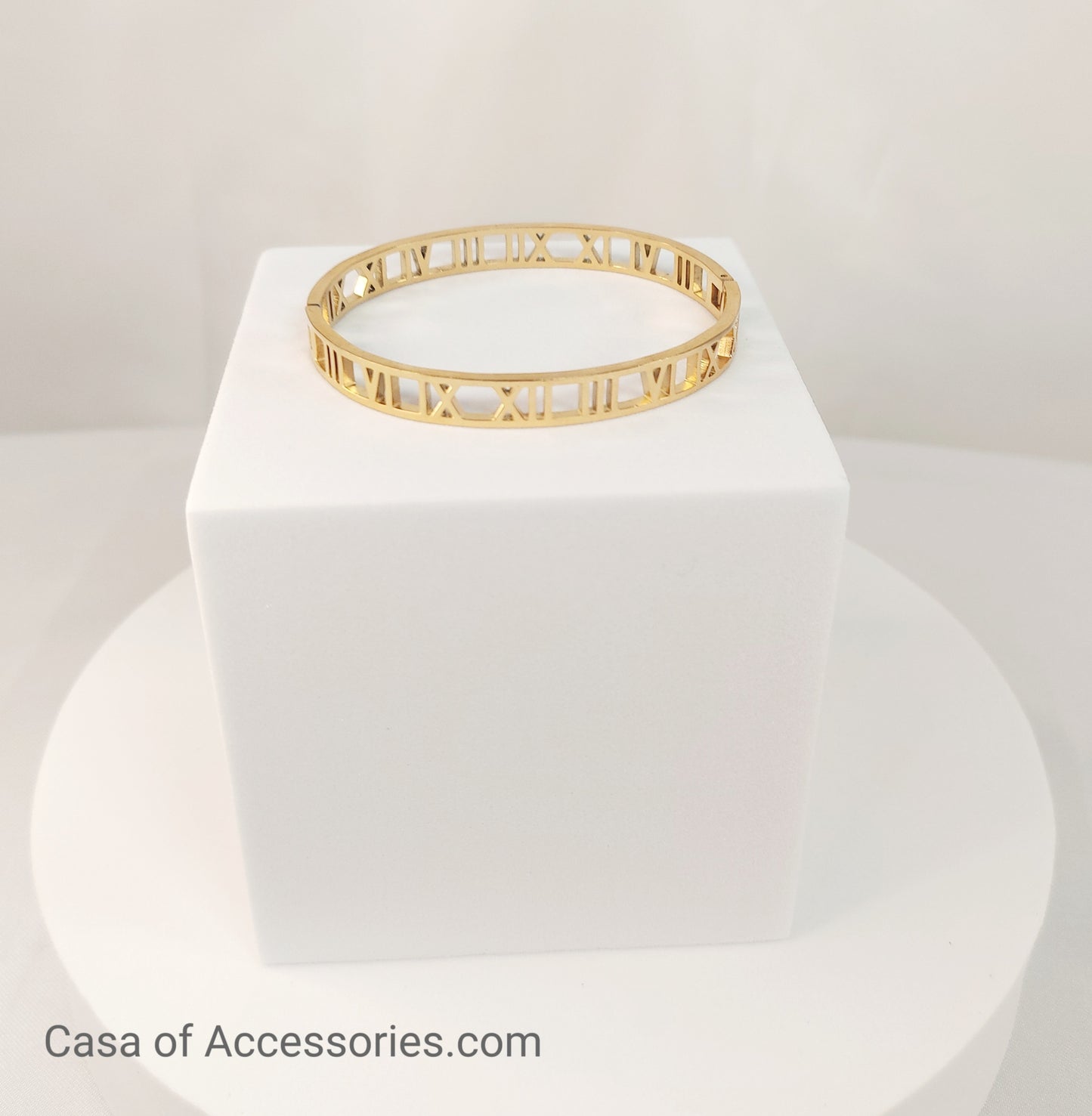 Hollow Gold Roman Numeral Bracelet